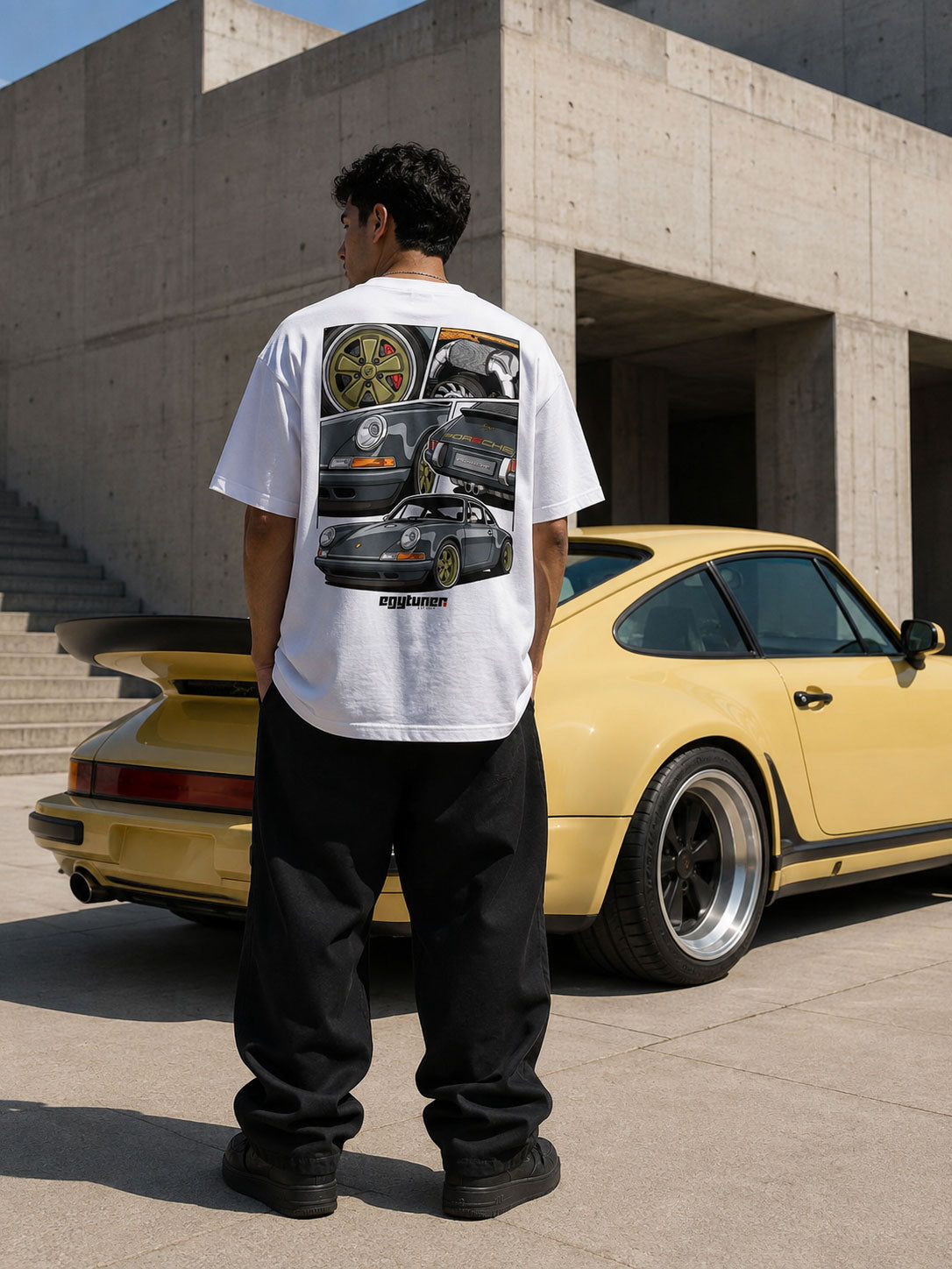 Restomod Porsche - Oversized Light Tee